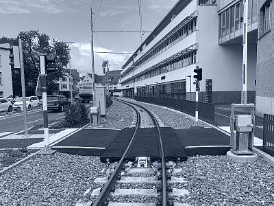 Fussgänger Bahnübergang